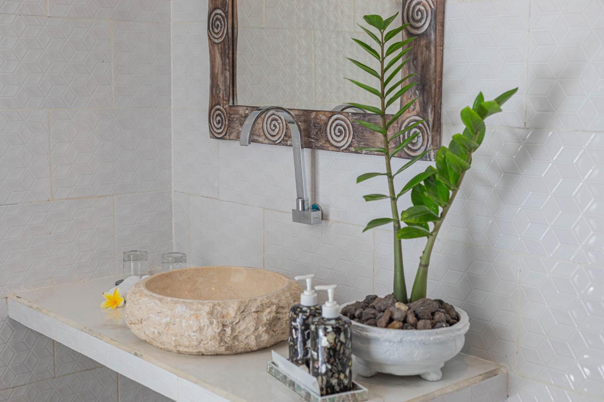 Radjes Bungalow Nusa Penida Sakti Экстерьер фото
